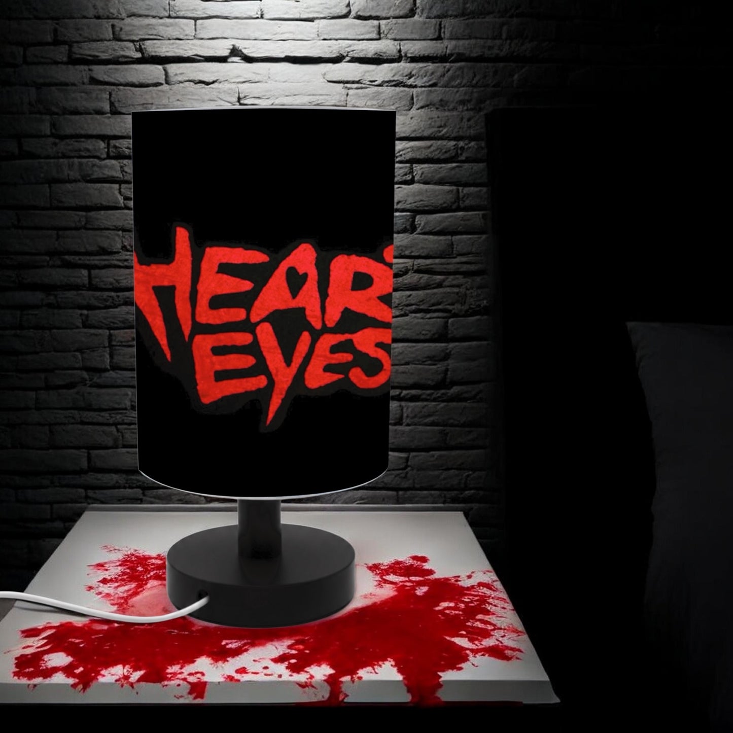 Heart Eyes Table Lamp